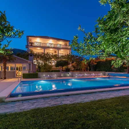 Soric شقة تروغير